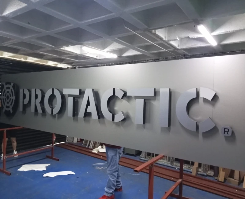 Exhibidores Personalizados en México